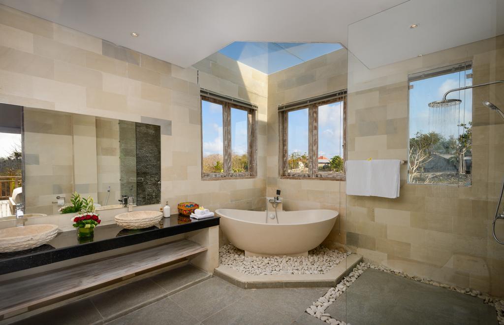 Adinda Balangan Beach Villa Jimbaran Екстериор снимка