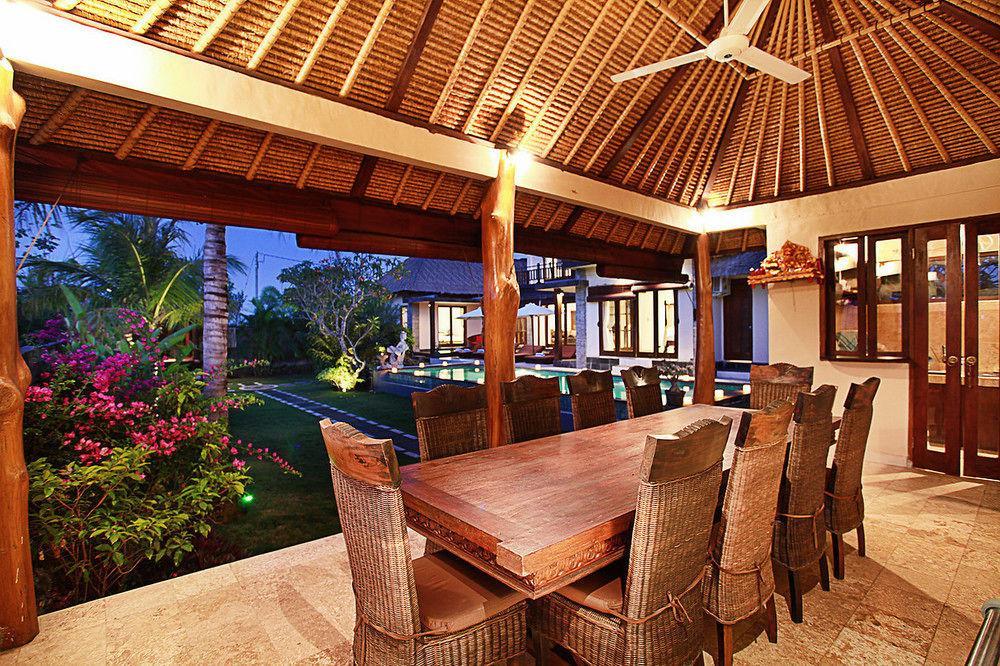 Adinda Balangan Beach Villa Jimbaran Екстериор снимка