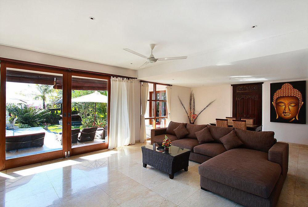 Adinda Balangan Beach Villa Jimbaran Екстериор снимка