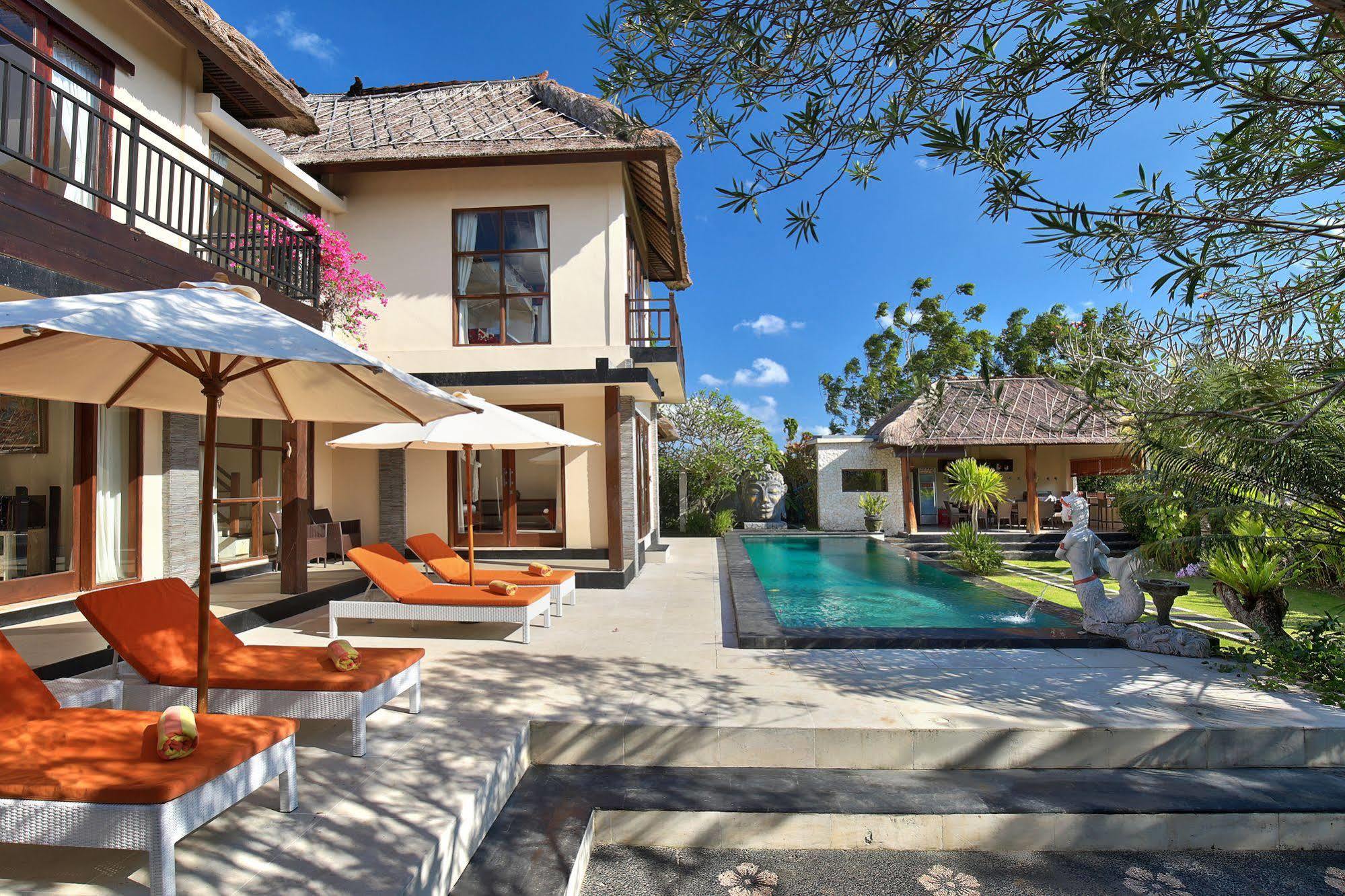 Adinda Balangan Beach Villa Jimbaran Екстериор снимка