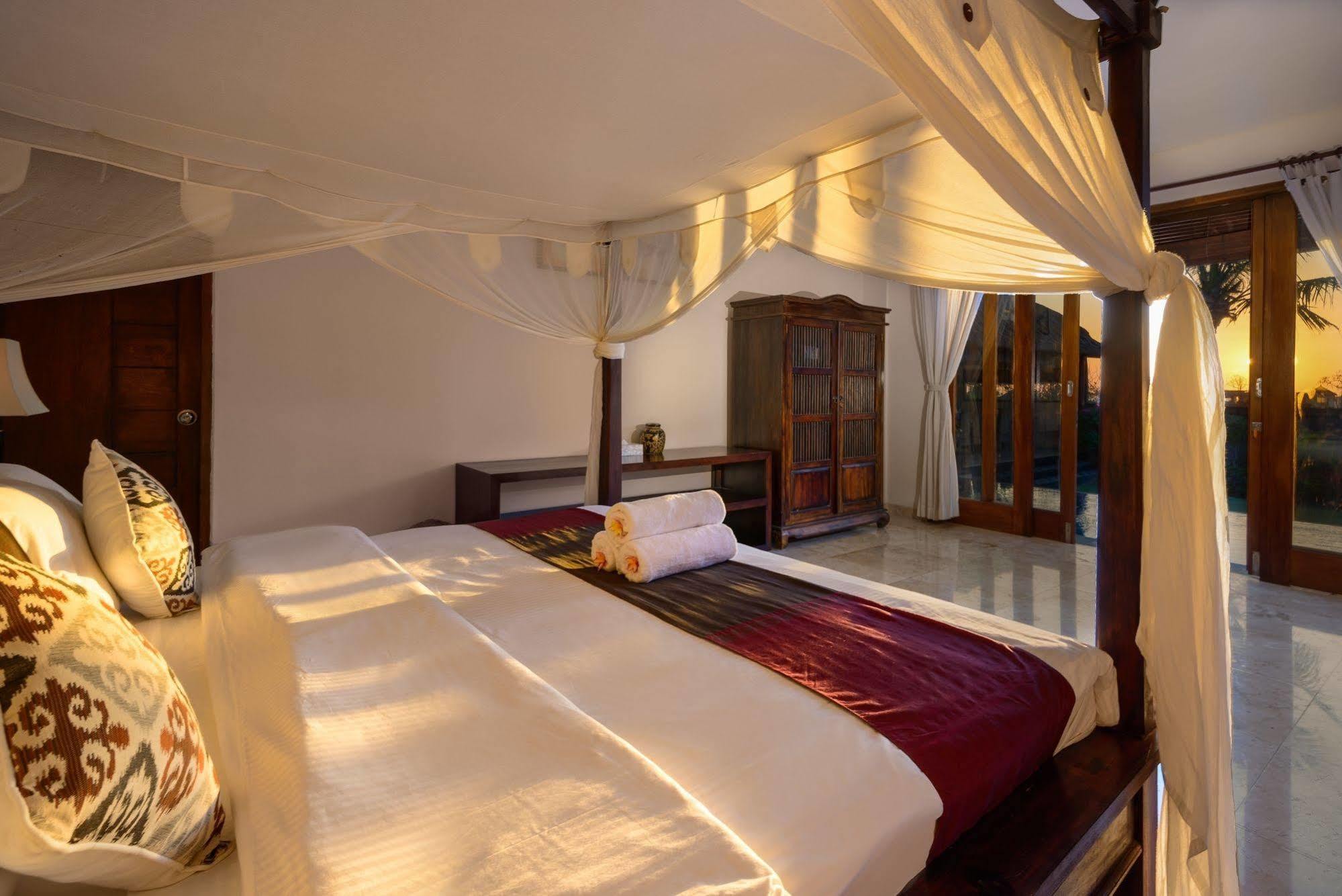 Adinda Balangan Beach Villa Jimbaran Екстериор снимка